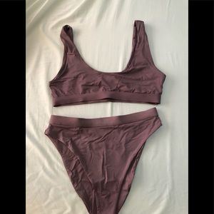DIPPIN DAISYS MAUVE BIKINI SET